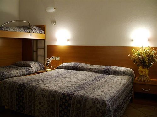 Hotel Milano Piazzatorre Kültér fotó